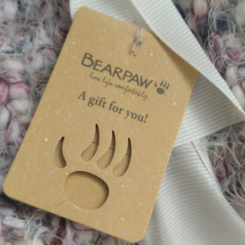 BearPaw Knit Two-Piece Hat & Scarf Set in Speckled Pastel New - Picture 3 of 4